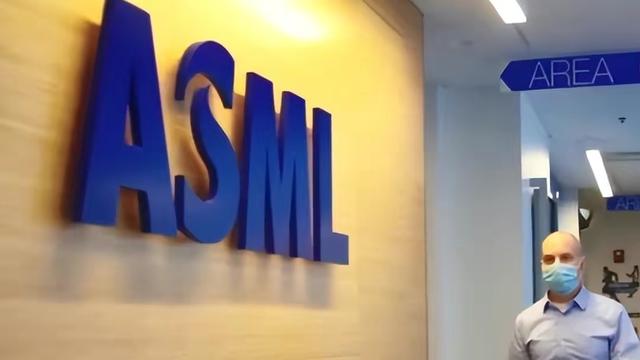 阿斯麦尔|突破10nm，光刻机转折点已经到来！外媒：ASML该“还账”了
