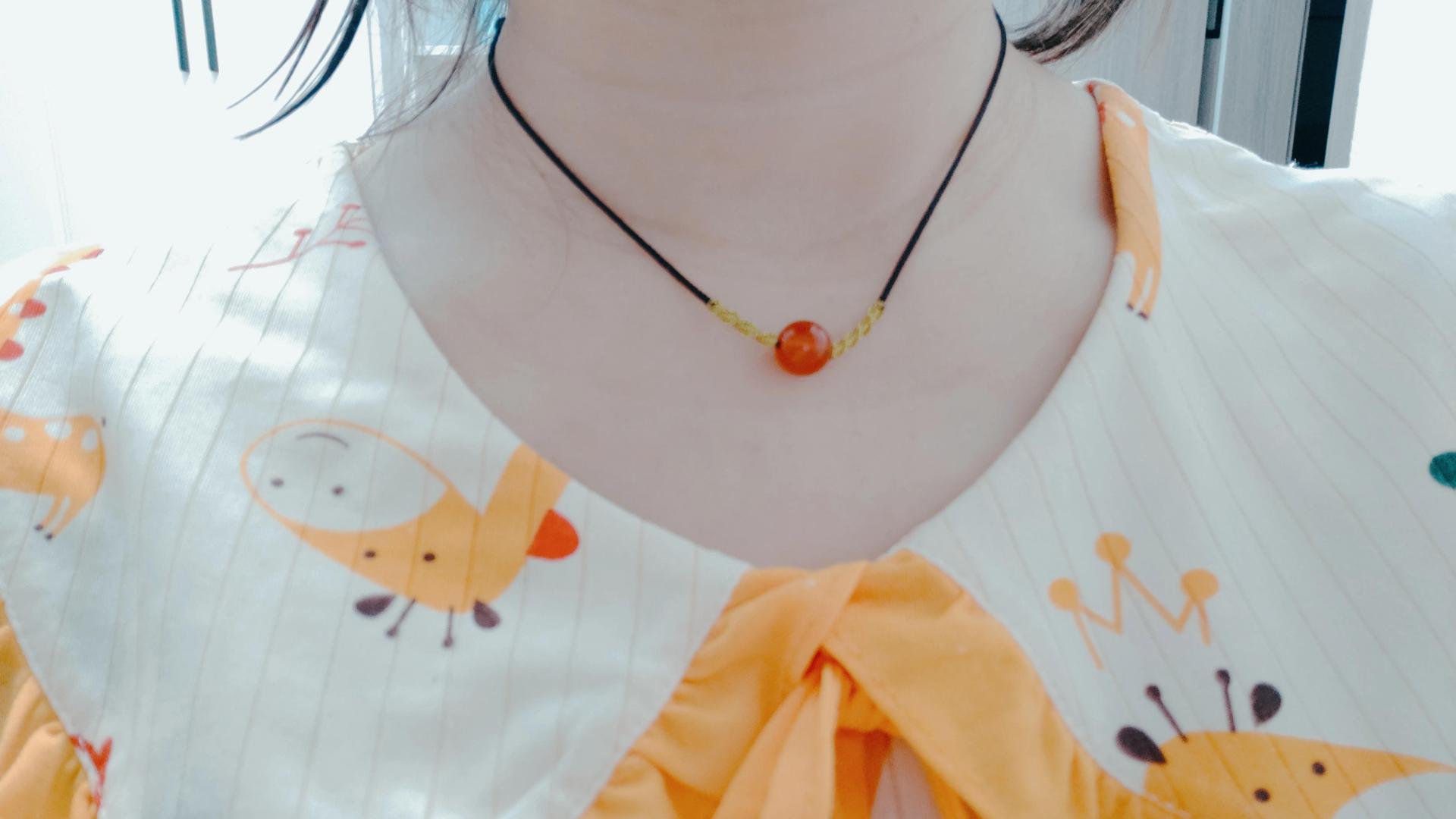 玛瑙|一夜爆红的相思豆手链，你戴了吗？