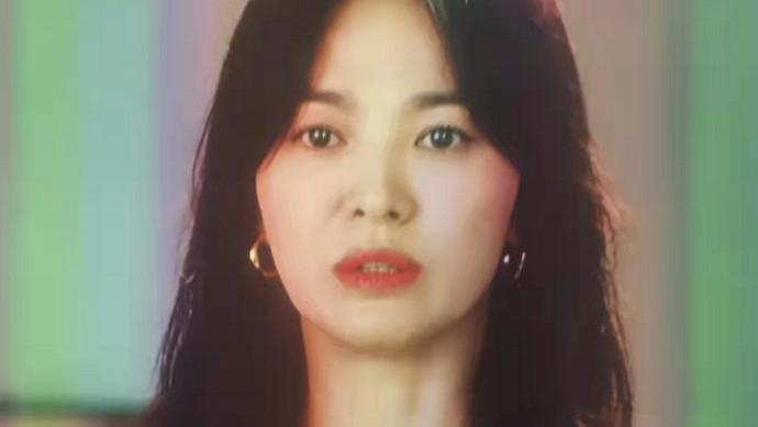 护手霜 41岁宋慧乔新剧被网友嫌显老，脸部发腮法令纹明显，因新剧减肥过猛！