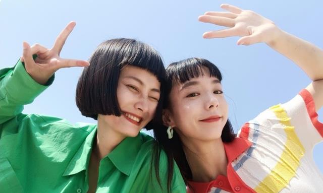 尼康|OPPO高颜值代表，天玑1300+猫眼镜头+80W闪充，仅2389元