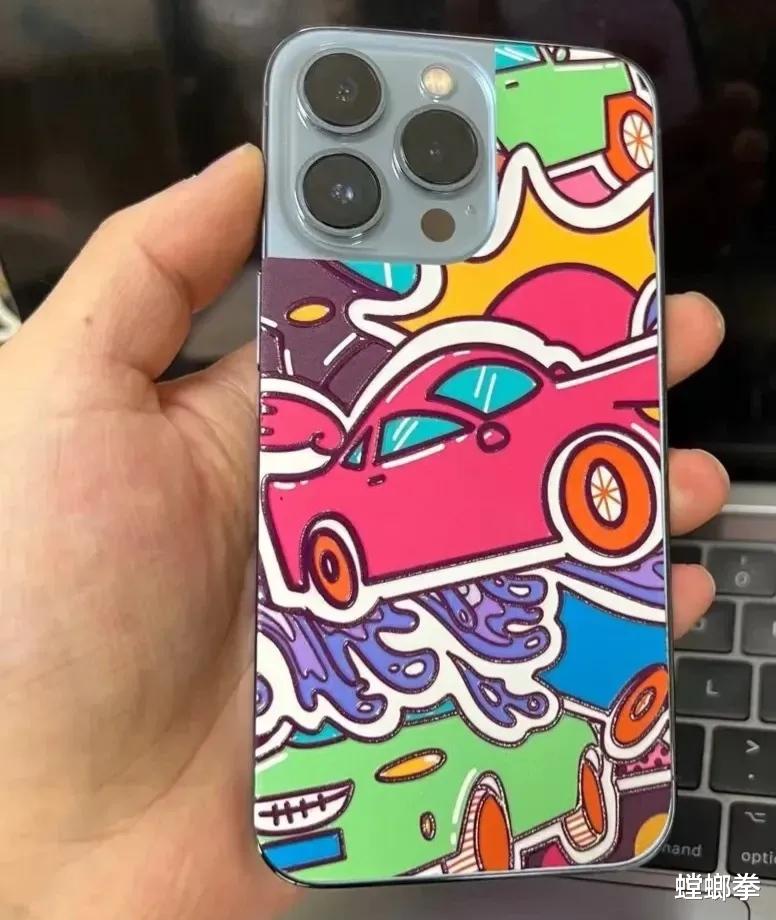 苹果|现在的准大学生这么有钱?