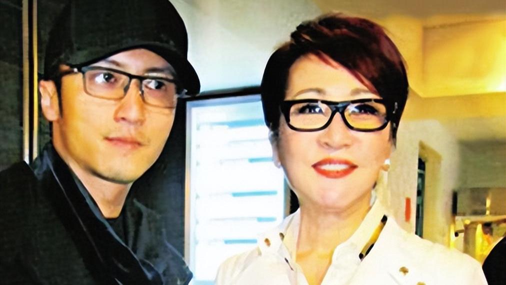 王菲|王菲入门被拒，谢霆锋苦求遭怒斥，狄波拉内涵王菲不是好母亲