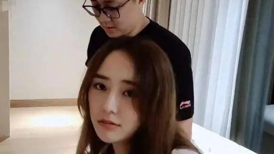 王筱沫|鱼皇再度为前女友豪刷礼物，一度询问：刷多少礼物能复合？