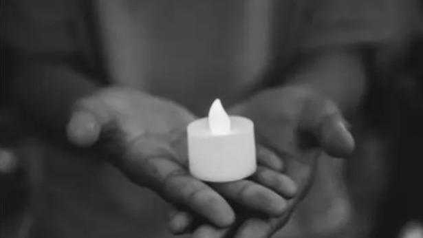 品如|67岁著名演员因病去世，曾饰演品如爸爸，生前最后照片笑容灿烂