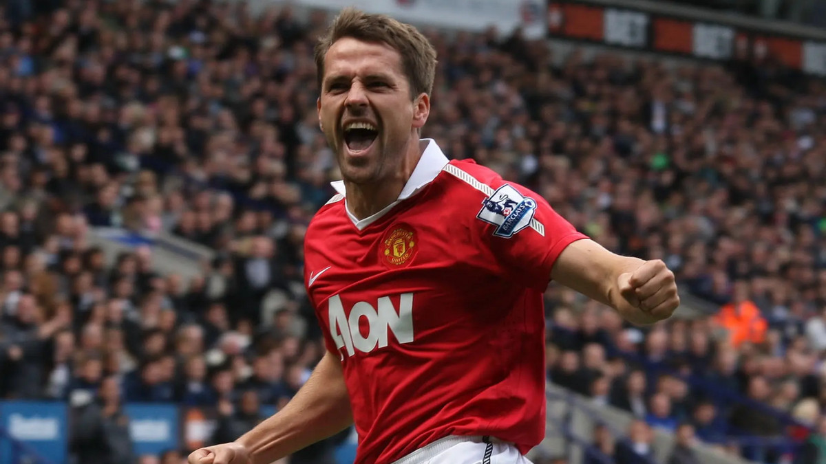 欧美明星|侮辱性极强！欧文勾搭37岁女星+索要私密照，被对方嫌弃：你太矮