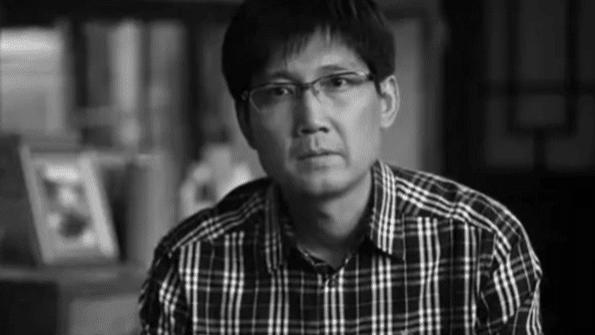 李崇霄|51岁演员李崇霄去世20天，亲哥透露真实死因，葬礼细节让人泪目