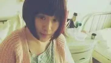 陈奕迅|她有望成为第一女词作人，陈奕迅唱其歌曲再次翻红，让周笔畅真正成名