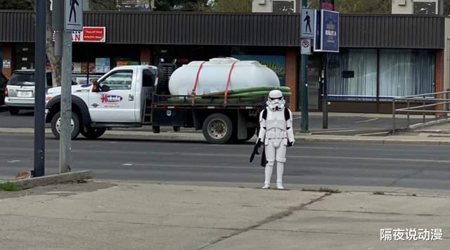 acgn漫评|那些因COS得太逼真被警察逮捕的人，是COS之光？还是污名化？