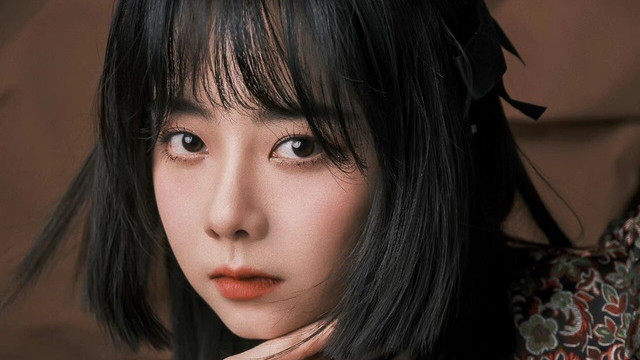 纹眉 谭松韵“公主切”发型火了！圆脸女生这样搭配发型，美出新高度！