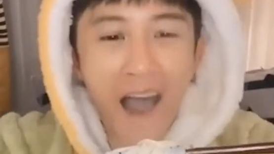 檀健次|檀健次刚上头就下头？与粉丝互动引争议，网友：实在没想到