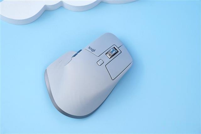 罗技|1秒滑动1000行!罗技MX MASTER 3S鼠标图赏