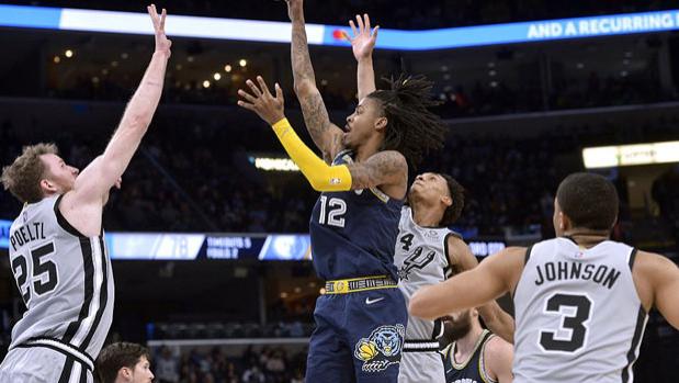马刺队|场均40+6+5！感谢马刺，感谢波波维奇，你们逼出了一个NBA奇迹