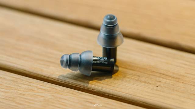 利亚德|飞傲 FIIO FF3 耳机体验:不谈情怀,先讲新意