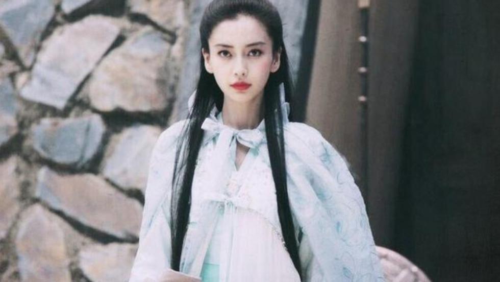Angelababy|离婚才3个月就丧失好资源，杨颖新剧只捞到6番，咖位骤降饰演小配角