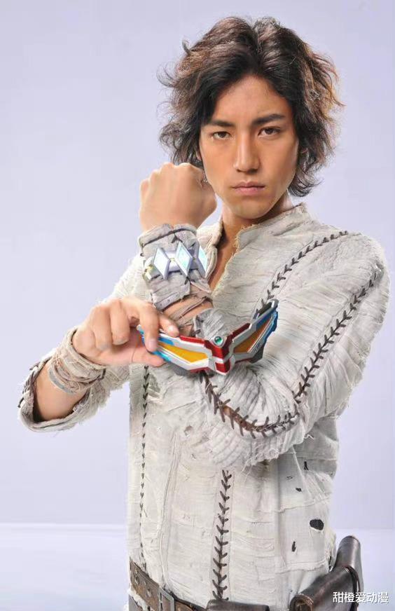 奥特曼传奇|戴卡奥特曼公开新角色,女性副队长登场了,也和赛罗有关系!