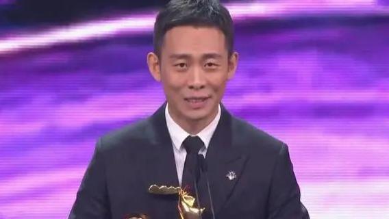 张译|褶子叔老婆搞事情？四字让奖给张译？李雪琴压杨超越？热巴造型翻车？