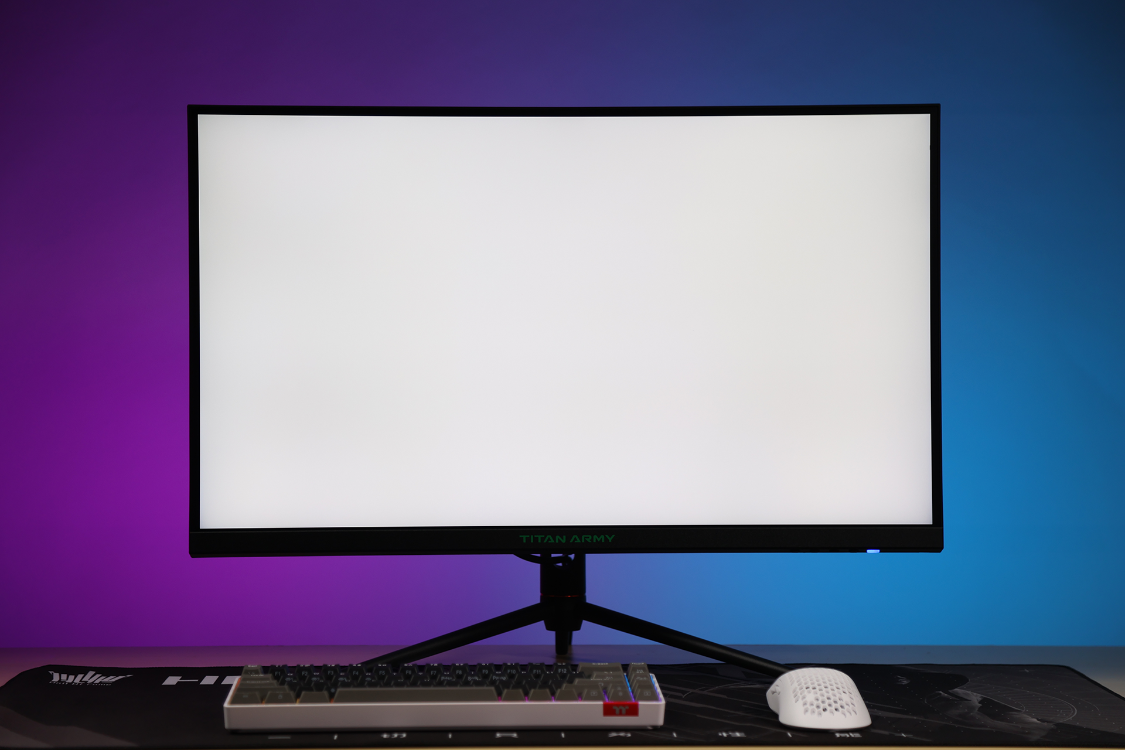 显示器|预算3K以下,4K高刷游戏显示器怎么选?泰坦军团P2SA2V使用实测