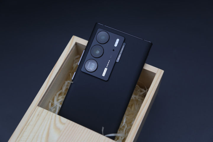 中兴|颜值和实力你选什么?中兴Axon 40 Ultra告诉你不做选择题