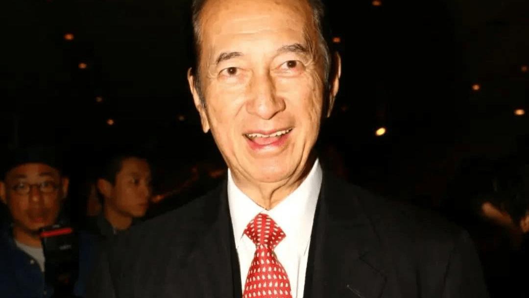 赵丽颖|87岁到98岁，赌王续命的11年，何家人做的那些事到底有多疯狂？