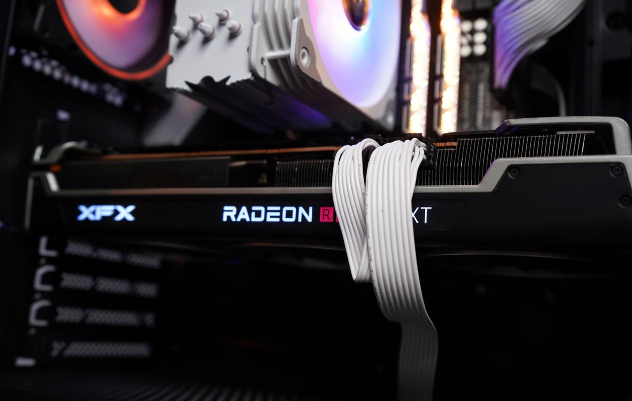 razr|性价比很高的锐龙5 5600X，该配一块怎样的B550主板？