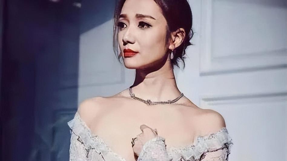 王君馨|人气有增无减！前TVB当家花旦北上争入新女团，年纪大追梦感动评审