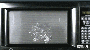 微波炉|曾红极一时的微波炉,为什么如今“存在感”几乎为零?淘汰它吗?