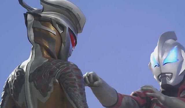 机械|奥特曼：为什么黑暗洛普斯能跟赛罗对抗？原来自我意识这么重要！