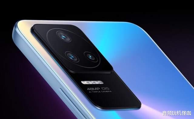 红米手机|直屏和曲屏哪个更受欢迎？没有明确答案，但一切归结于体验！