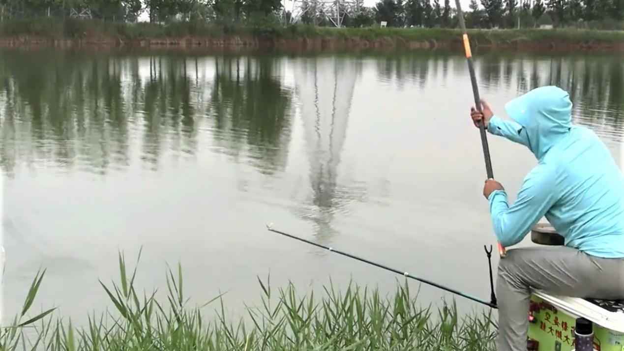 饵料|夏天钓大鱼遵守这些规则，改掉这些坏毛病，竿竿都是大弯弓