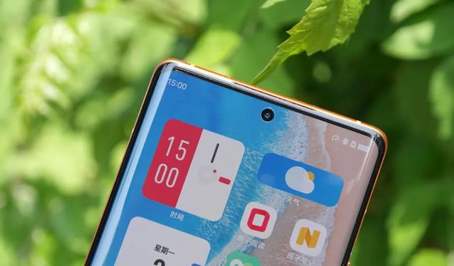 iqoo10|售价完全一致！iQOO10与vivoX80究竟谁值得入手？一文让你读懂