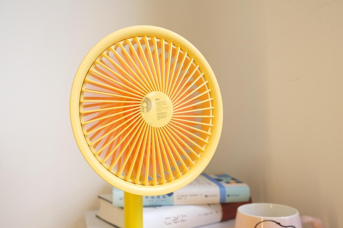 空调|小风扇颜值天花板,拿捏住了!Line联名莎莉鸡款桌面风扇