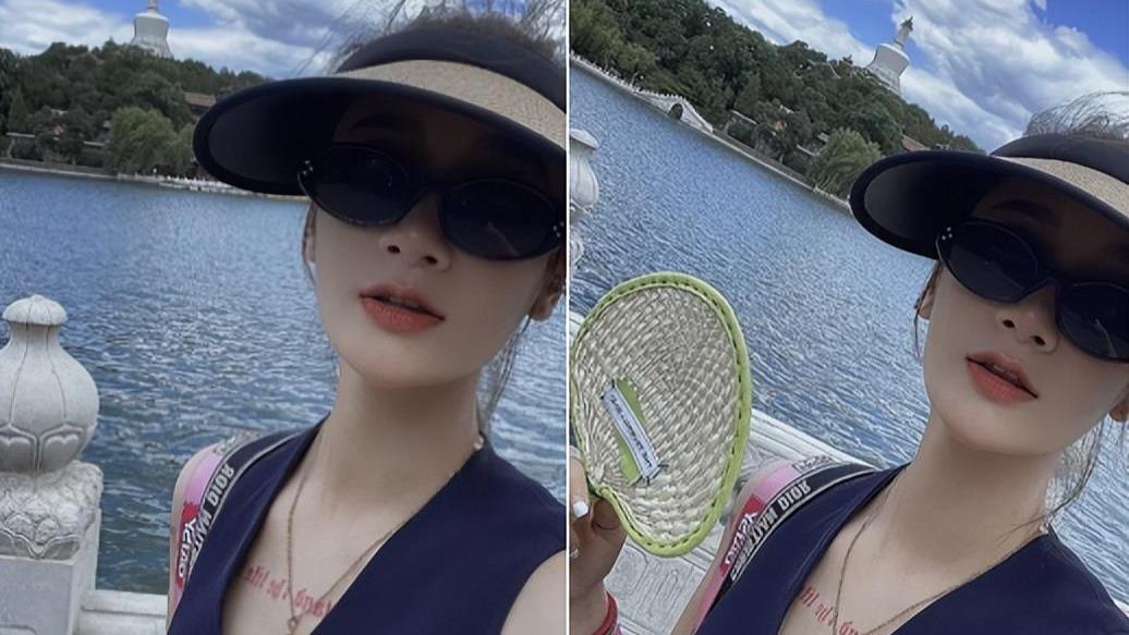 曹云金|曹云金前妻晒与女儿游玩照，胸前红色纹身抢镜，皮肤白皙，身材棒