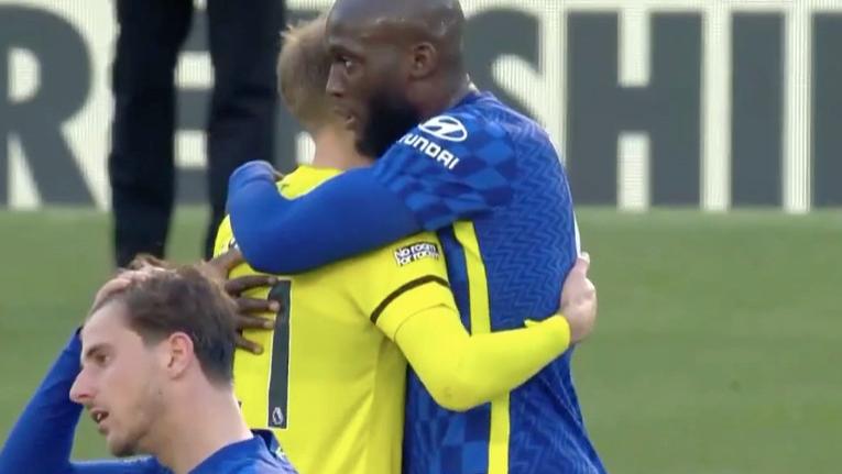英超|1-4！1-1！英超冷门迭爆 升班马83年来首胜同城豪门 8.6亿战舰6场1胜