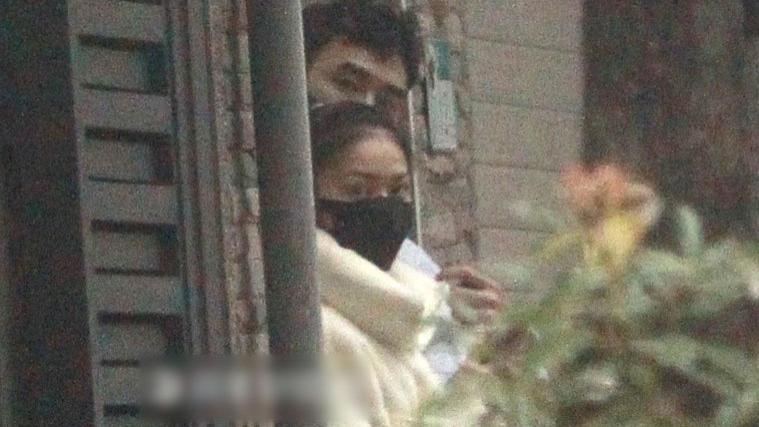 龙套|阮经天新欢正面照曝光，皮肤白皙美腿修长，小天护花心切怒怼记者