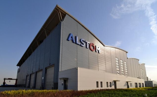 华为|法国终于熬不住了！将2340亿订单交给华为，完全无视美国警告