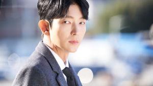 李准基|李准基回春演高中生：我很幸福！《Again My Life》收视破10%