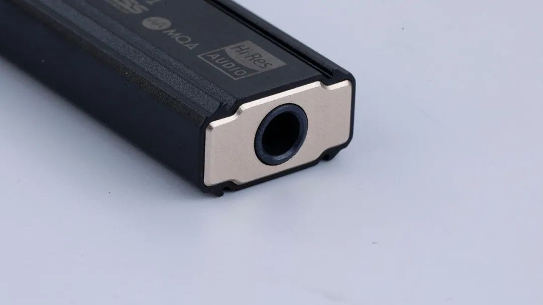 |花点小钱就能提升手机音质?体验两款“小尾巴”耳放