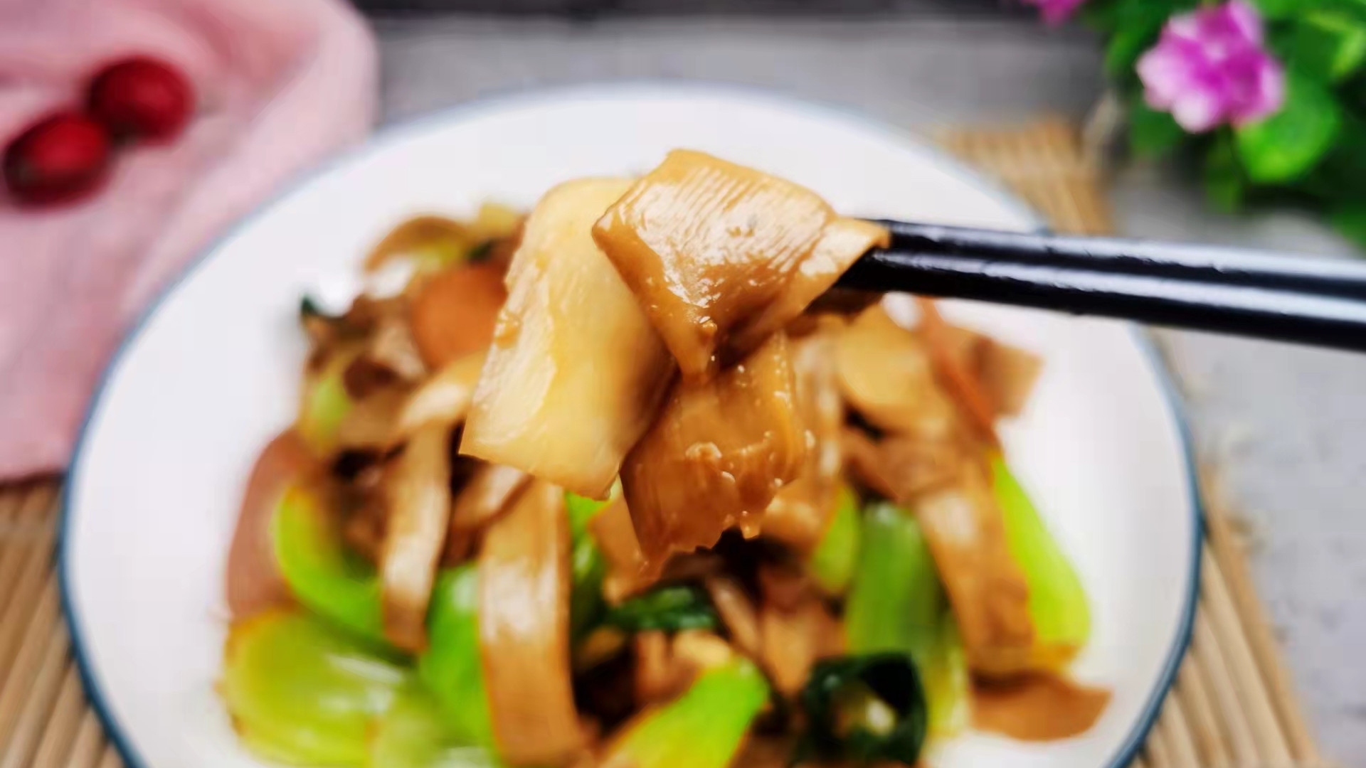 杏鲍菇|比刀削面营养，比凉皮香！春分过后多吃它，开胃健脾，增强免疫力