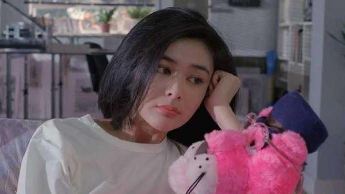 舒淇|知名女演员，47岁沦落到做服务员：当年多疯狂，如今就多凄凉，她是谁？