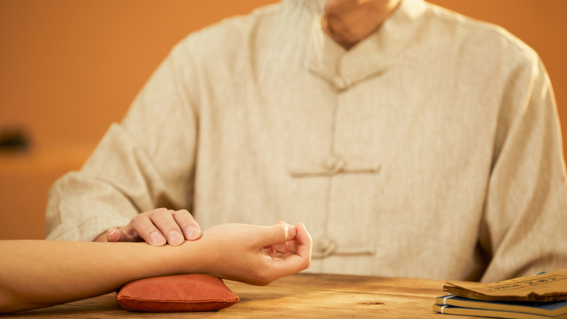 胃炎|前列腺炎的病因之脾肾两虚和肝胆火旺。