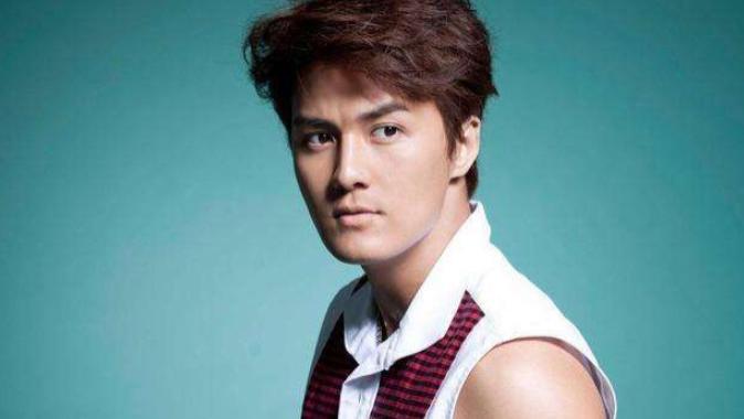 吴克群|吴克群妇女节下头言论上热搜，称粉丝为“38”，网友：不会说话就闭嘴