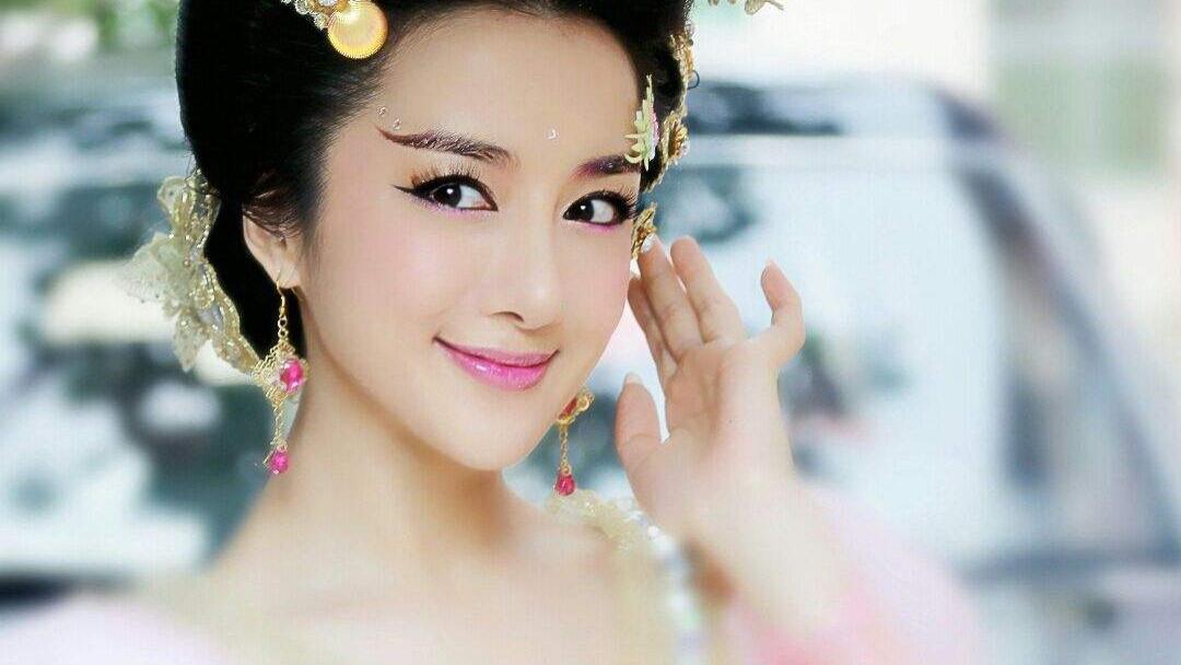 整容|她被称“古装第一美人”，因被狗咬毁容，整容多次却物是人非