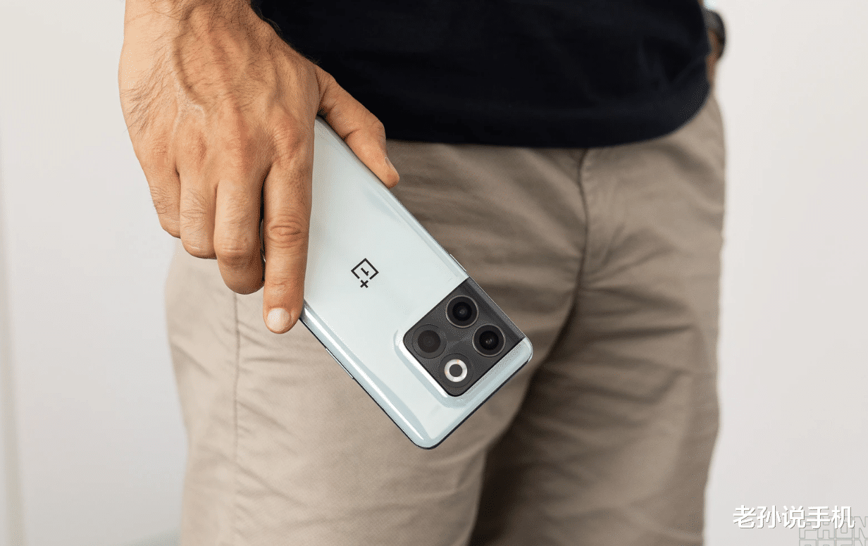 一加科技|4400元起!一加AcePro海外版发布,老外直呼价格“真香”!