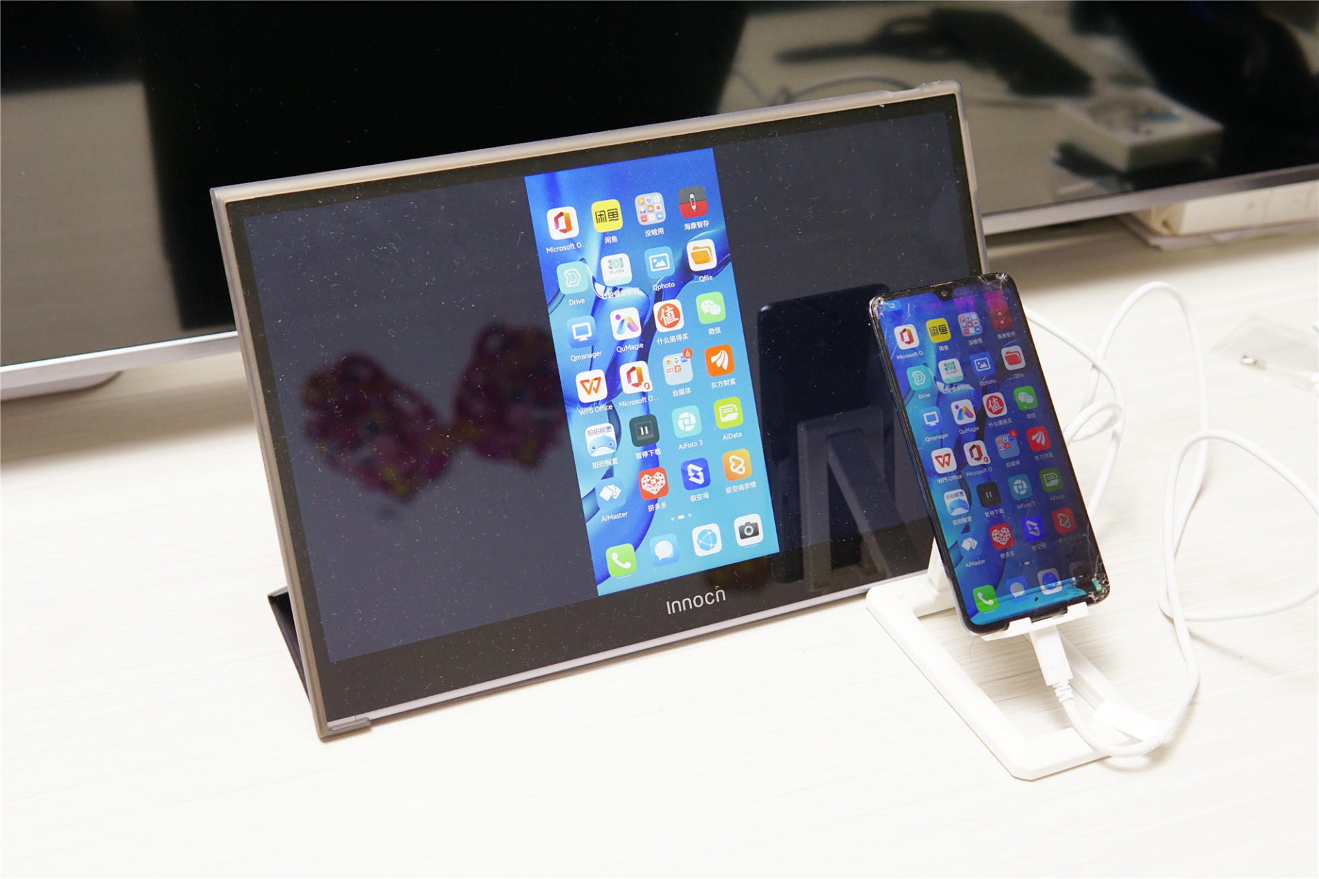 笔记本|最低百元级成本,爆屏华为手机变身麒麟980芯安卓PC(平板电脑)