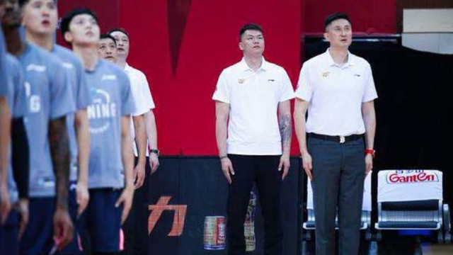 广东男篮|正式签约！2米13大中锋加盟广东宏远，朱芳雨重施故伎