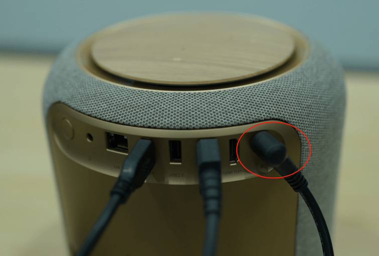 |真机评测:砍掉光学变焦、远程缓存4K,峰米V10难为“无米之炊”