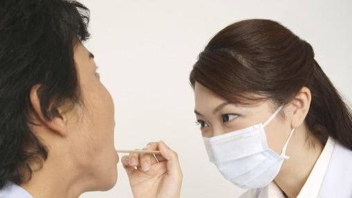 痛风|喉咙长期不舒服，是上火的表现吗？答案或许和你想的不同