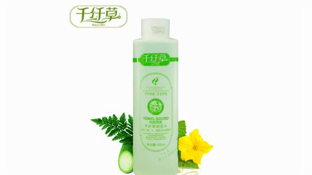 补水 4款保湿度强的化妆水，补水到位，素颜都好看
