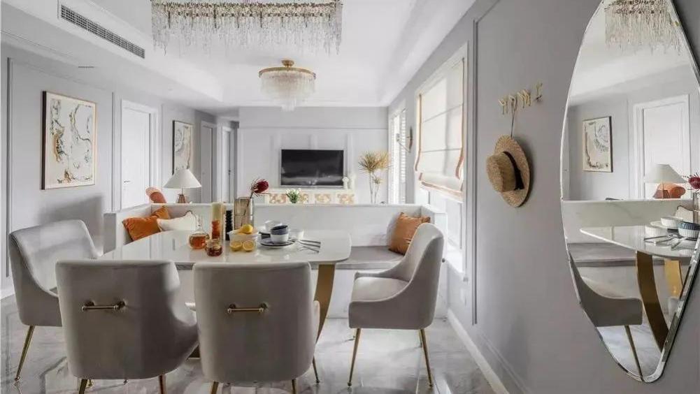 老公把沙发墙“砌半截”, 完工后多了卡座餐厅，亲朋好友纷纷效仿