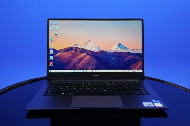 抖音|华为 MateBook B3-420：轻薄商务，如此全面